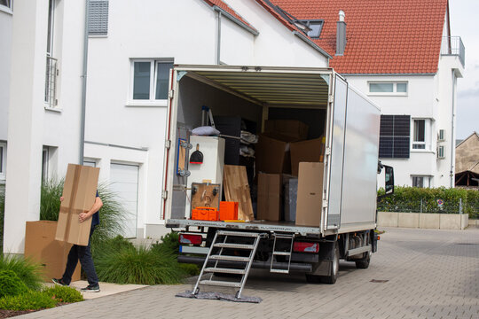 Ev taşırken nakliyat aracının önemi